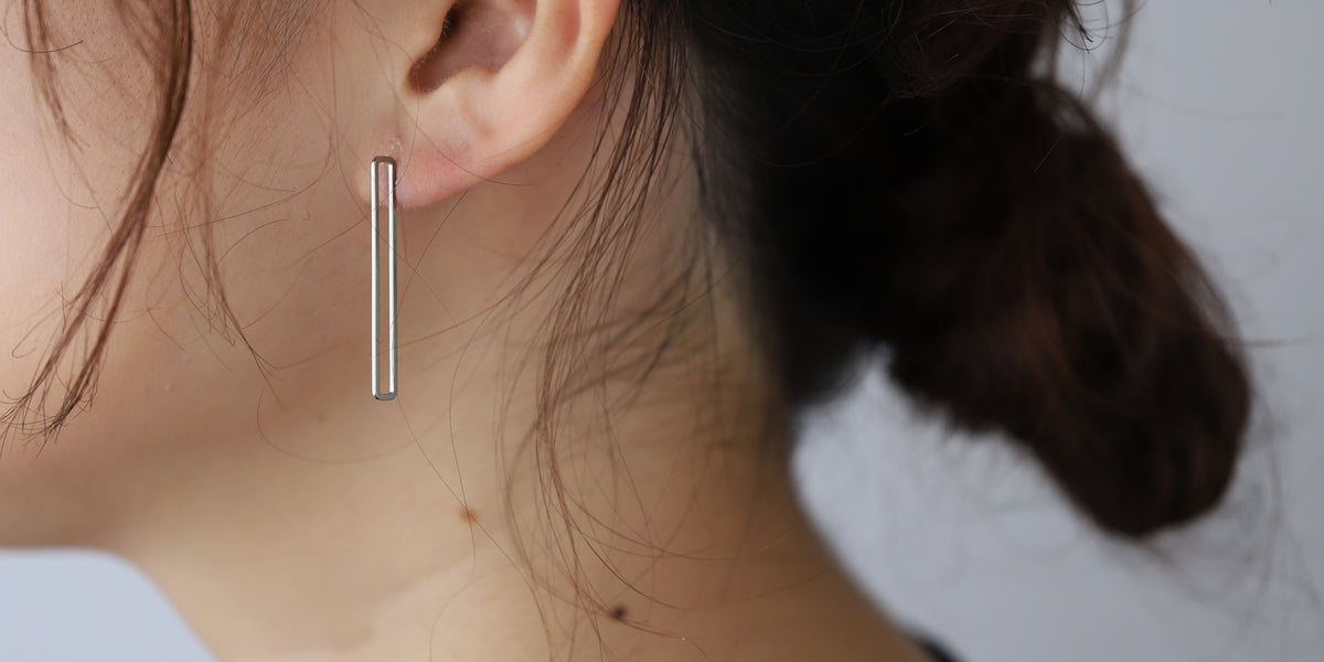 Askew London 刻印　高品質　ヴィンテージ　ハチ　ピアス Askew london - Etsy 日本
