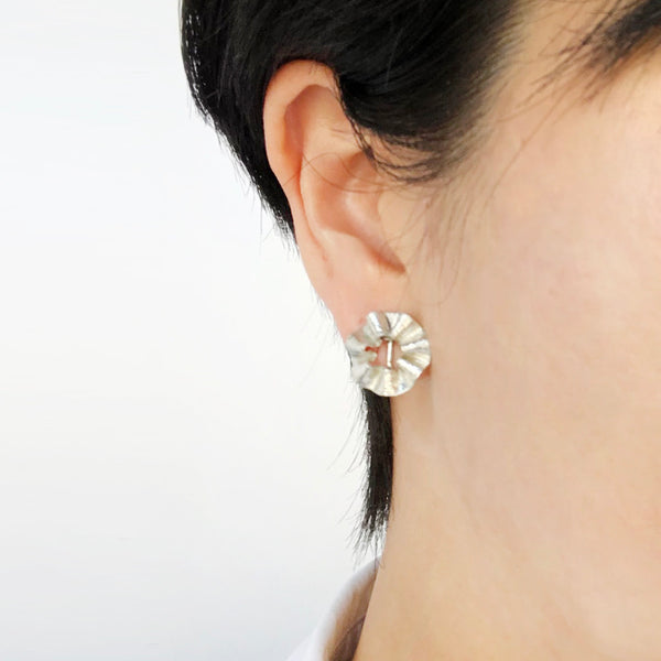1140】小さな巻き寿司ピアス／イヤリング ピアス